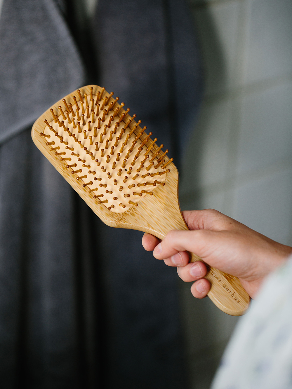 grums bamboo hairbrush